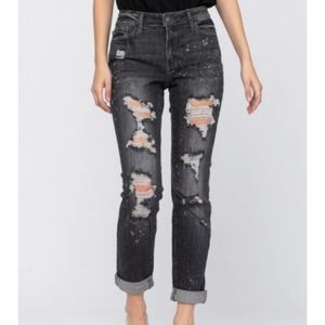 Judy Blue 🖤 black bleach splattered boyfriend jean